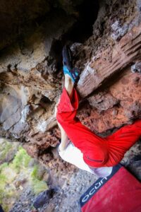 Boulder climbing